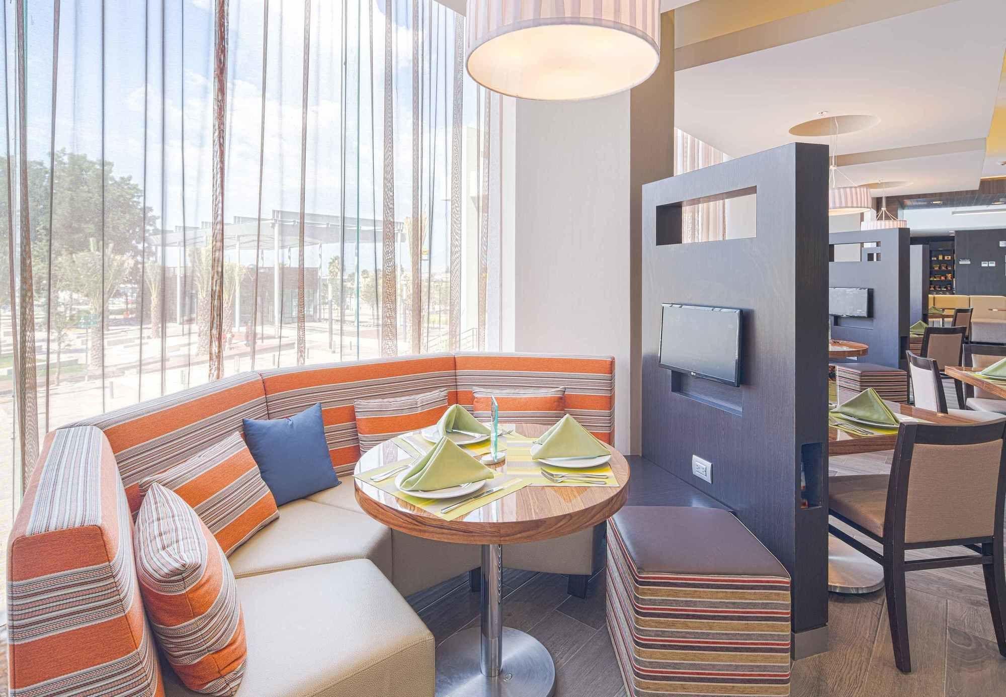 Courtyard By Marriott Saltillo Exteriér fotografie