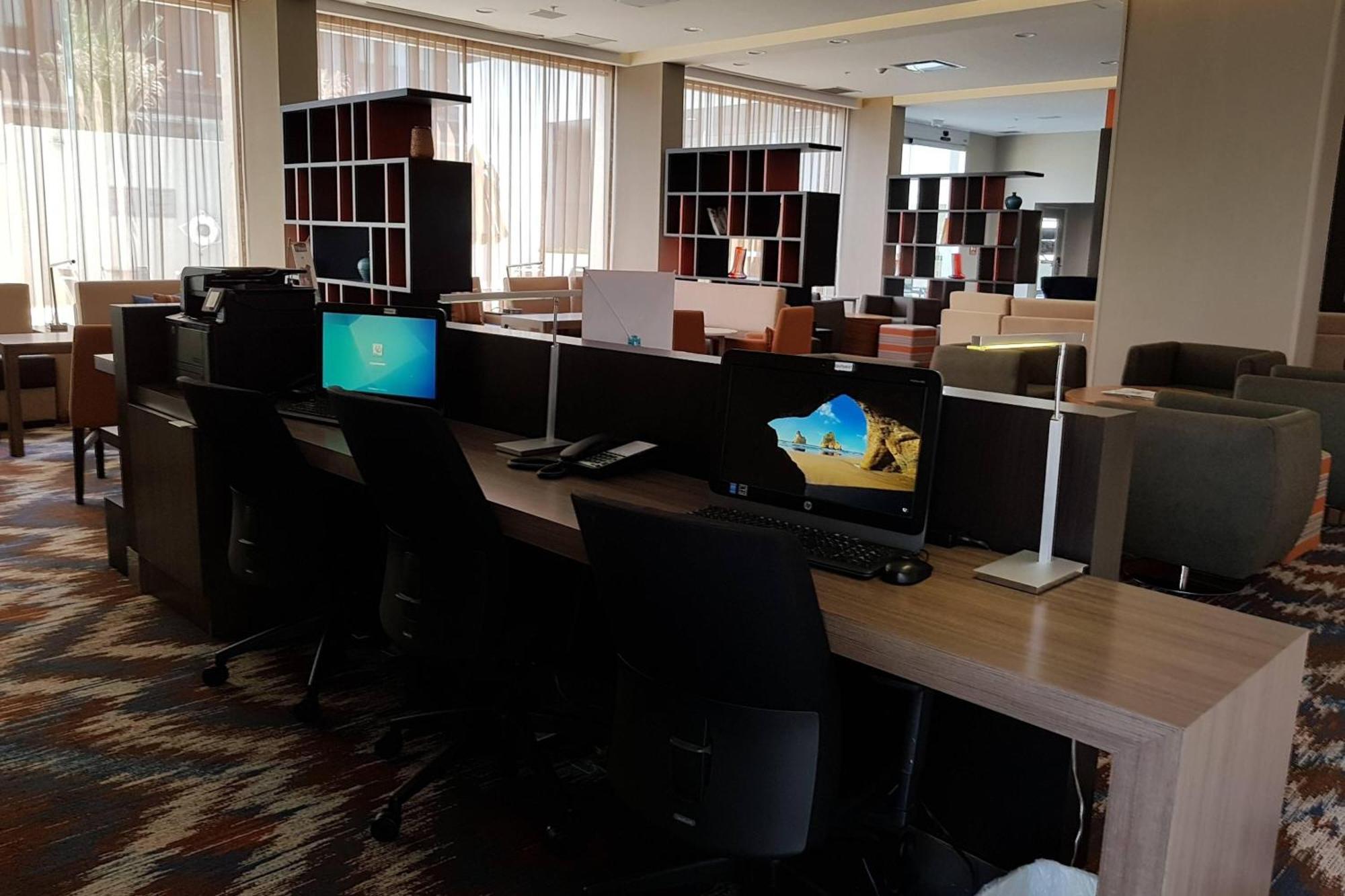 Courtyard By Marriott Saltillo Exteriér fotografie
