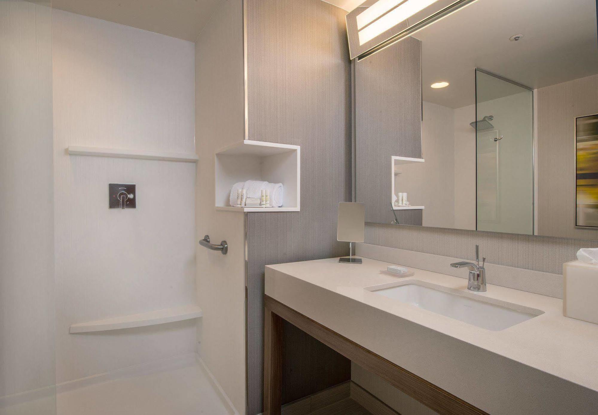 Courtyard By Marriott Saltillo Exteriér fotografie